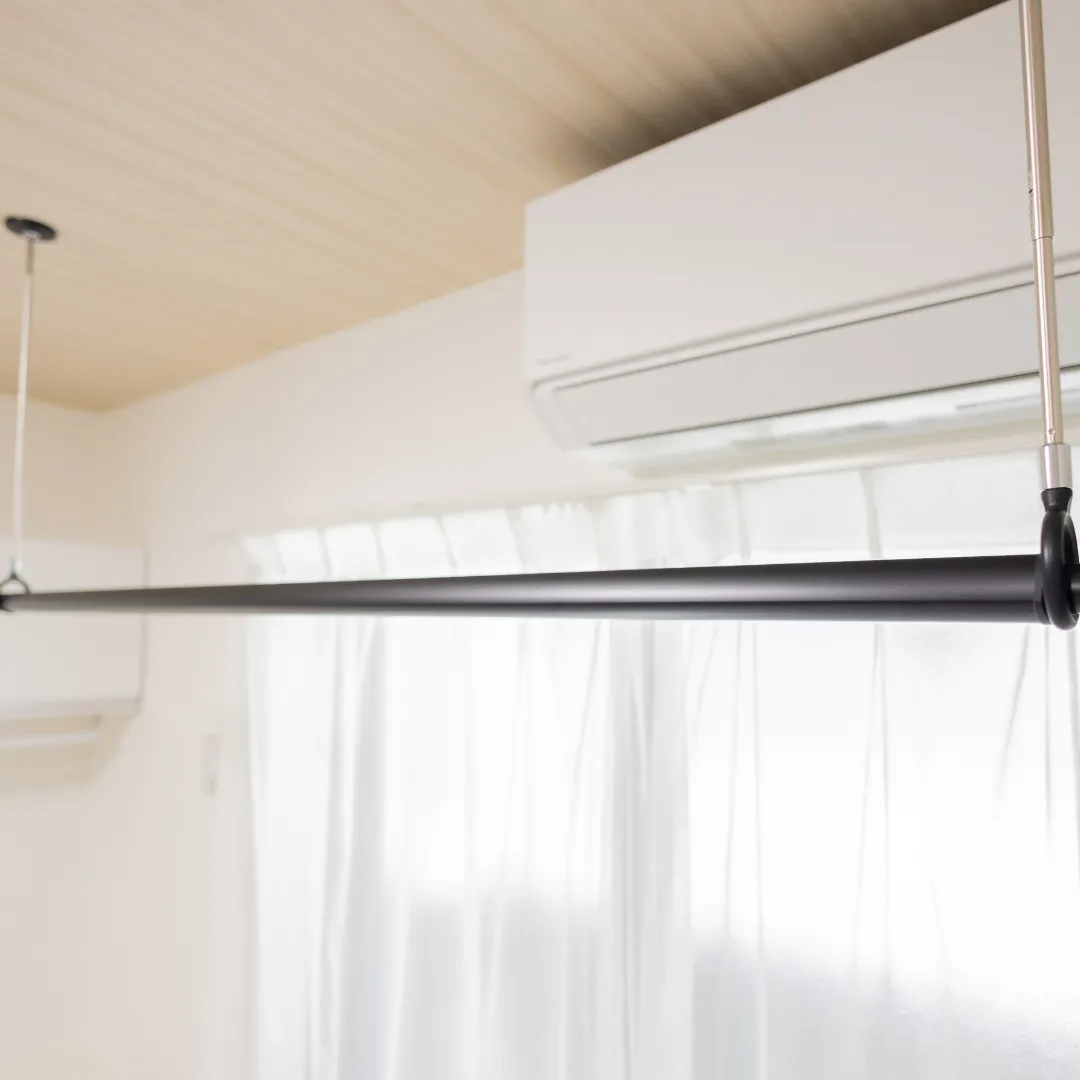 室内干しに大活躍の物干金物