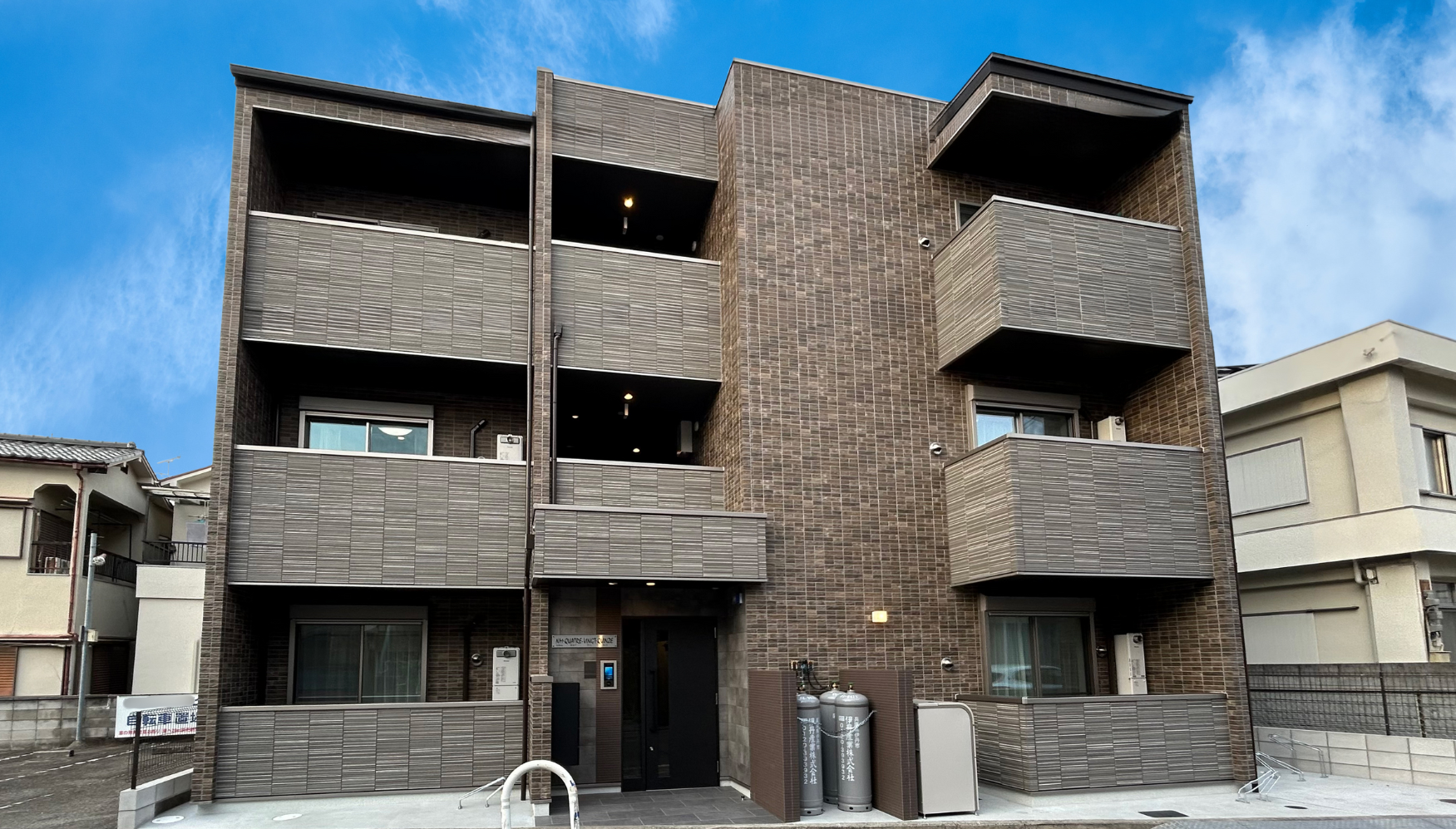 菩堤町エヌエム・キャトフ・ヴァン・カンズ